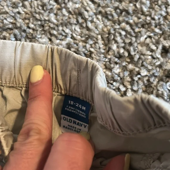 Pull on functional drawstring khaki shorts size 18-24 months boys - Picture 3 of 4